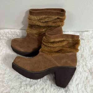 Skechers Faux Suede Fur Ankle Boots Size 6